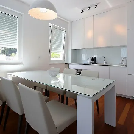 Apartment Elina Opric