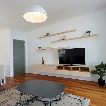 Apartment Elina *